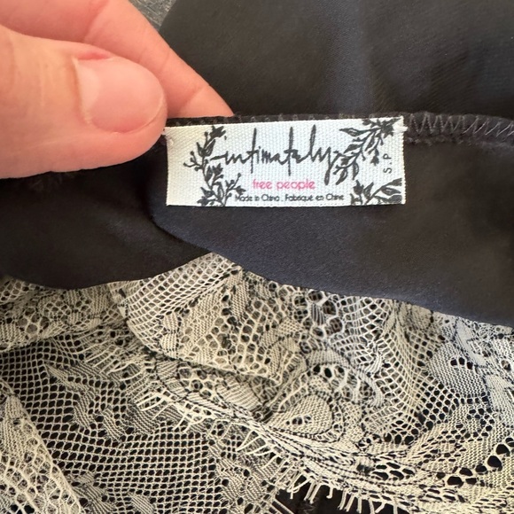 Free People Intimately Black Camisole with Lace Bandeau NWT - Picture 4 of 5